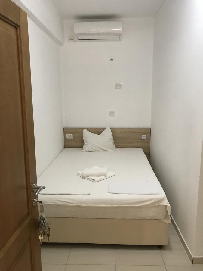 Hotel La Rosa Negra Ulcinj Exteriör bild